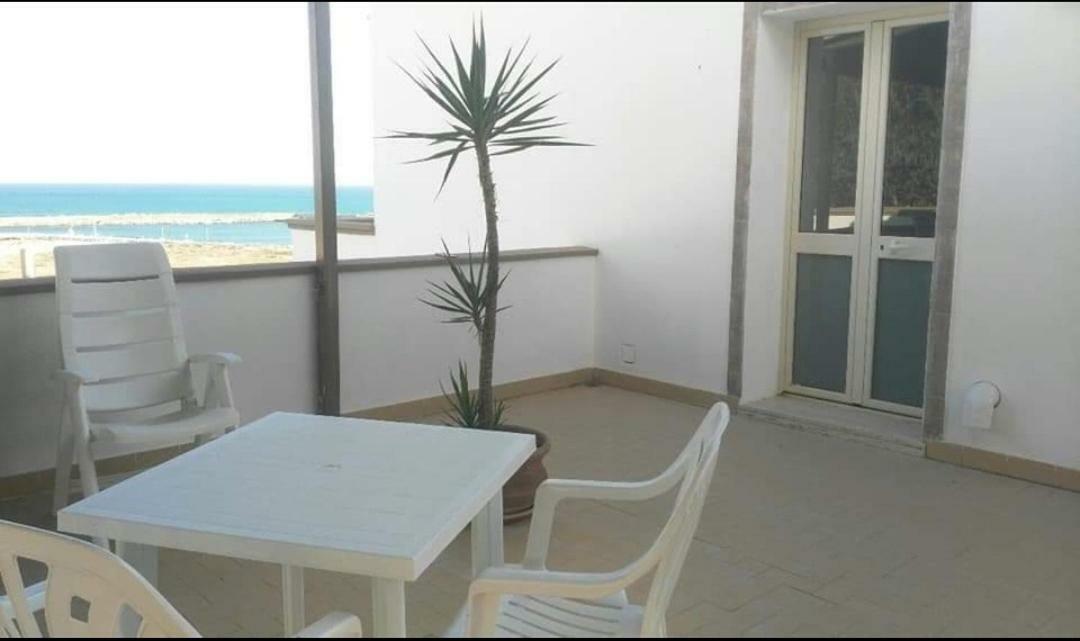 Sicilia Mare Hotel Portopalo di Capo Passero Exterior foto